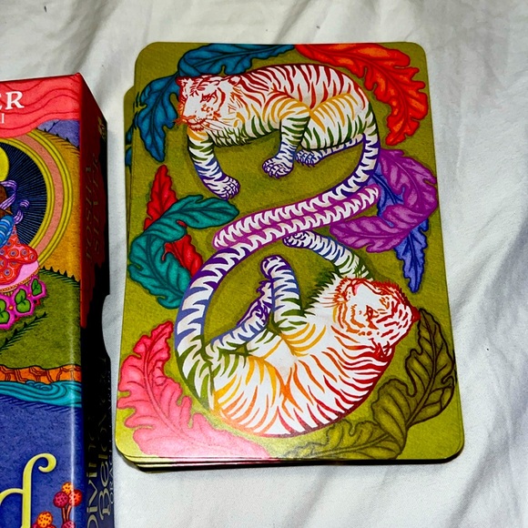 USED: Divine Beloved Oracle Cards - Picture 2 of 5